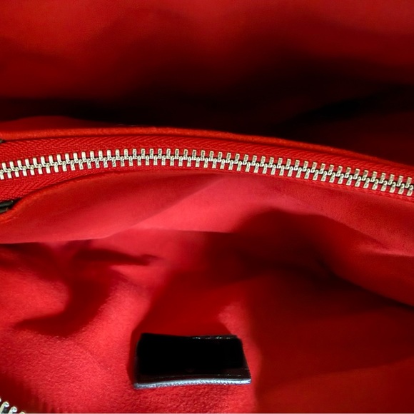 Elegant Black Bag - Picture 6 of 7